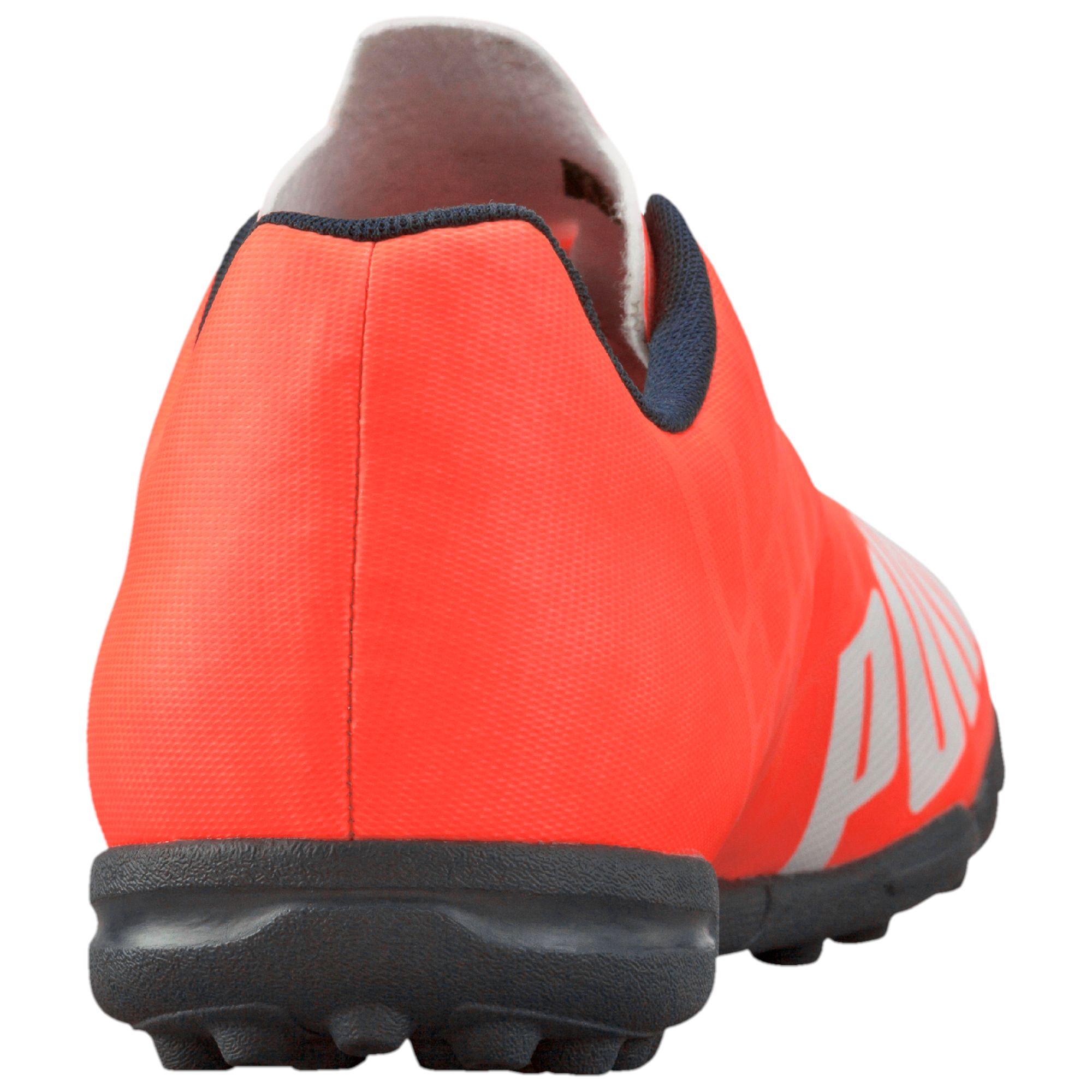 botas puma cesped artificial