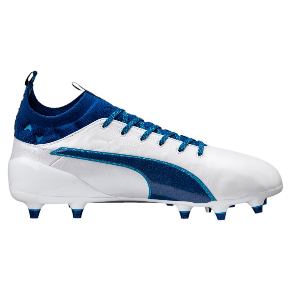 men's puma soccer cleats