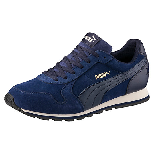 Кроссовки ST Runner SD Кроссовки ST Runner SDКроссовки и кеды<br>Кроссовки ST Runner SD Разработаны в лучших традициях PUMA, кроссовки ST Runner SD являются идеальным вариантом для прогулок и активного отдыха. Верхняя часть обуви из замши дополнена кожаными вставками, которые оказывают ноге дополнительную поддержку. Промежуточная подошва EVA обеспечивает отличную амортизацию и способствует уменьшению веса обуви. Кроссовки ST Runner SD от PUMA сочетают в себе стиль, легкость, прочность и безопасность.Коллекция: Осень-зима 2016Вид спорта: БегОптимальный воздухообмен благодаря кожанному верхуЖесткий задник надежно фиксирует пяткуГибкая резиновая подошва обеспечивает полную свободу движенийСтрана-производитель:Корея<br><br>size RU: 36<br>gender: Male