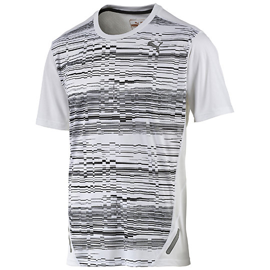 Футболка PR Graphic - Puma Футболка PR Graphic - PumaФутболки и майки<br>Футболка PR GraphicФутболка PR Graphic из функционального материала coolCELL способна моментально впитывать влагу, поддерживая сухость кожи, и поддерживать во время физических нагрузок естественную температуру тела. Благодаря таким характеристикам она подходит для нагрузок высокой интенсивности. Оригинальный графический принт дополняет логотип PUMA Cat, выполненный из светоотражающего материала. В этой футболке на протяжении всей тренировки вы будете на высоте. Сезон: весна-лето 2015 года 100% полиэстер, прочный и легкий, является экологически безопасным материалом и быстро высыхает Плоские швы обеспечивают максимальное удобство в носкеСетчатые вставки для дополнительной вентиляцииТехнология Cleansport NXT естественным образом контролирует запах вашего тела<br><br>color: белый<br>size US: S<br>gender: Male