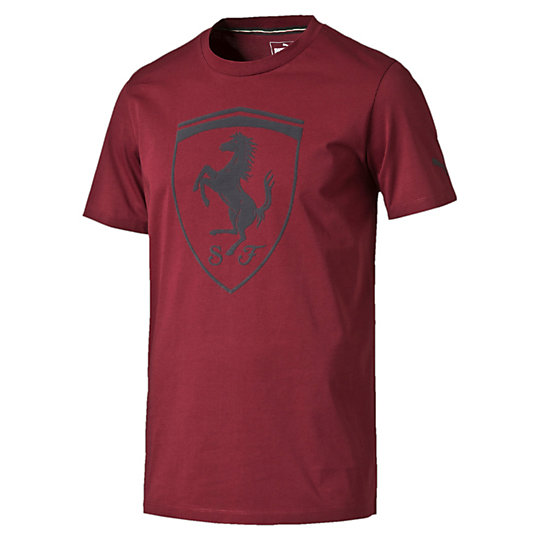 Футболка Ferrari Big Shield Tee Футболка Ferrari Big Shield TeeФутболки и майки<br>Футболка Ferrari Big Shield<br>Эта футболка в стиле Ferrari с большим принтом Ferrari Shield великолепно дополнит ваш гардероб фаната автоспорта.<br><br>Коллекция: Осень-зима 2016<br>Состав: 100% хлопок<br>Круглый вырез<br>Лента с итальянским флагом на стойке воротника<br>Страна-производитель: Китай<br><br><br>size RU: 50-52<br>gender: Male