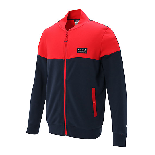 Толстовка RBR Sweat Jacket Толстовка RBR Sweat JacketТолстовки и худи<br>Толстовка RBR Sweat Jacket<br>Для фанатов автоспорта и Red Bull эта толстовка классического дизайна с броской символикой Red Bull будет вне конкуренции. Вы не замерзнете в ней на трибунах и при этом будете отлично выглядеть.<br><br><br>Коллекция: Осень-зима 2016<br>Состав: 70% хлопок, 30% полиэстер<br>Бейсбольный воротник<br>Полноразмерная застежка-молния<br>Два боковых кармана на кнопке<br>Вставки контрастного цвета<br>Символика Red Bull Racing на груди слева<br>Страна-производитель: Китай<br><br><br>size RU: 48-50<br>gender: Male