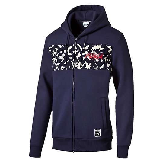 Толстовка Full Zip Hoody Толстовка Full Zip HoodyТолстовки и худи<br>Толстовка Full Zip Hoody<br>Неважно, занимаетесь вы на тренажерах или проводите серию ударов, эта удобная толстовка сохраняет свободу движений, даже будучи надетой поверх других вещей. Благодаря фирменной символике от PUMA она привлекает взгляд, где бы вы ни оказались.<br><br>Коллекция: Осень-зима 2016<br>Состав: 66% хлопок, 34% полиэстер<br>Капюшон с затягивающимся шнурком<br>Полноразмерная застежка-молния<br>Два боковых кармана<br>Графика PUMA на груди сбоку<br>Страна-производитель: Китай<br><br><br>size RU: 46-48<br>gender: Male