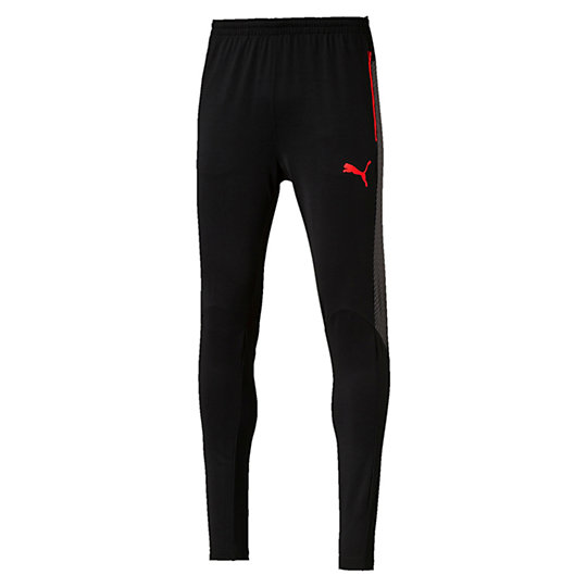 Брюки IT evoTRG Pant Tech Брюки IT evoTRG Pant TechБрюки<br>Брюки IT evoTRG Pant Tech<br>C брюками evoTRG Tech, покрой которых учитывает вашу анатомию, тренировки станут гораздо эффективнее. <br><br>Коллекция: Осень-зима 2016<br>Состав: 91% полиэстер, 9% эластан; влагоотводящая обработка на основе биотехнологий<br>Технологии: dryCell выводит влагу наружу, сохраняя сухость и комфорт во время тренировки<br>Вид спорта: Футбол<br>Пропускающая воздух сетчатая вставка на задней кокетке<br>Боковые вставки с пигментной эмблемой PUMA Formstrip<br>Анатомический покрой для идеальной посадки по фигуре<br>Эластичный пояс с затягивающимся шнурком<br>Карманы на молнии<br>Зауженный покрой<br>Страна-производитель: Сингапур<br><br><br>size RU: 50-52<br>gender: Male