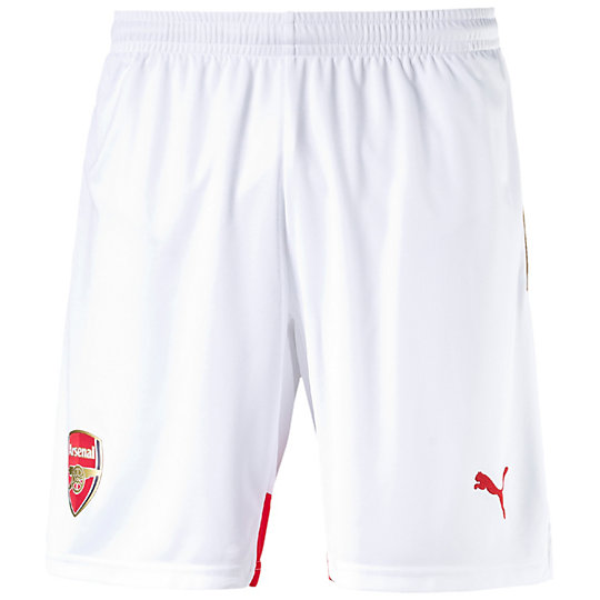 Шорты Arsenal Replica Shorts Шорты Arsenal Replica ShortsШорты<br>Шорты Arsenal Replica Shorts В шортах Arsenal Replica Shorts воплощена символика и история футбольного клуба. Модель относится к официальной лицензионной коллекции футбольной экипировки PUMA. Выполненные из легкой ткани шорты декорированы вышитым логотипом PUMA и эмблемой клуба. Максимум включенности в мир профессионального футбола с шортами Arsenal Replica Shorts.Если вы являетесь истинным фанатом Arsenal, продемонстрировать это окружающим вы сможете при помощи шорт Arsenal Replica Shorts.Коллекция: весна-лето 2016 годаСостав: 100% полиэстерПриятный на ощупь материал, легкий и прочный, не вызывает аллергических реакцийКомфортная посадка за счет эластичного пояса с кулискойТехнология dryCELL отводит влагу от тела, обеспечивая сухость и комфорт<br><br>color: белый<br>size RU: 52-54<br>gender: Male