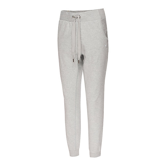 Брюки ACTIVE Forever Sweat Pants W Брюки ACTIVE Forever Sweat Pants WБрюки и леггинсы<br>Брюки ACTIVE Forever Sweat Pants W<br>Благодаря удобной посадке брюки ACTIVE Forever Sweat Pants W подарят вам ощущение комфорта и уверенности в себе во время активного отдыха и тренировок. Выполненные с применением технологии dryCELL они обеспечивают эффективное отведение влаги от тела, поддерживая его сухим. О производителе свидетельствует вышитый логотип Puma Cat.<br><br>Состав: 88% хлопок, 12% полиэстер<br>Эластичный пояс с кулиской<br>Модель дополнена карманами<br>Наличие манжет на штанинах способствует хорошему прилеганию и комфортной посадке<br><br><br>color: серый<br>size RU: 40-42<br>gender: Female