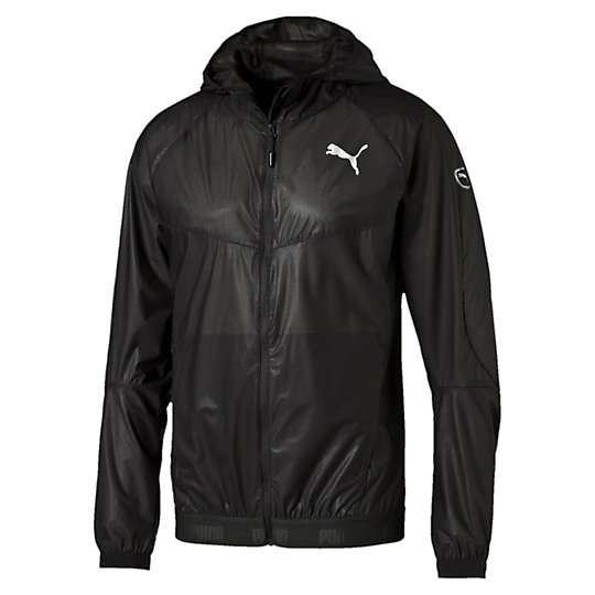 Куртка ACTIVE StretchLITE Storm Jacket M Куртка ACTIVE StretchLITE Storm Jacket MКуртки, жилеты<br>Куртка ACTIVE StretchLITE Storm Jacket M<br>С этой курткой не нужно прерывать тренировку, чтобы переждать дождь. Куртка имеет много удобных деталей, от карманов на молнии до ветрозащитного клапана и защиты для подбородка на молнии капюшона. Никакой прогноз погоды вам больше не помешает.<br><br>Коллекция: Осень-зима 2016<br>Состав: 100% полиэстер; водонепроницаемое покрытие<br>Технологии: stormCELL защитит от дождя и ветра<br>Капюшон с ветрозащитным клапаном и шнурком для подгонки посадки<br>Молния по всей длине с защитой подбородка<br>Два поясных кармана на молнии<br>Эластичная кромка и манжеты<br>Логотип PUMA на груди слева<br>Страна-производитель: Великобритания, Виргинские острова<br><br><br>size RU: 48-50<br>gender: Male