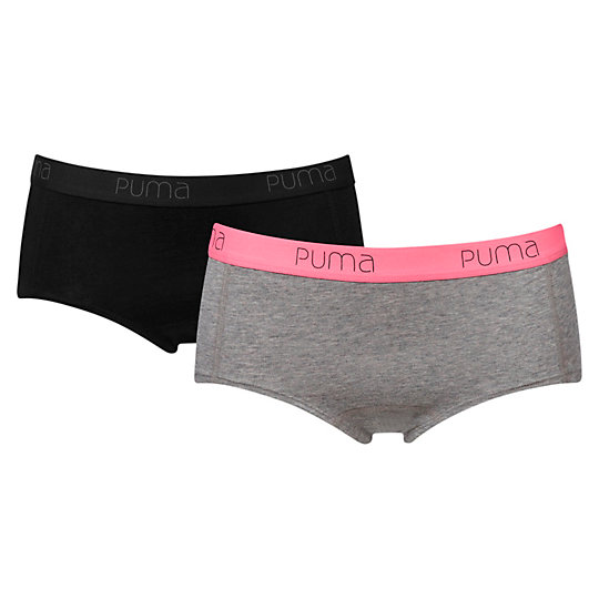 Женское нижнее белье PUMA BASIC MINI SHORT 2P Женское нижнее белье PUMA BASIC MINI SHORT 2PНижнее белье и носки<br>Женское нижнее белье PUMA BASIC MINI SHORT 2PЖенское нижнее белье PUMA BASIC MINI SHORT 2P - тличный комплект нижнего белья от PUMA. Это идеальное сочетание стильного внешнего вида, комфорта и посадки.Коллекция: Осень-зима 2016Состав:мягкий, дышащий и эластичный материалДве шт. разных цветов в одной упаковкеЭластичная резиночка<br><br>size RU: 44-46<br>gender: Female